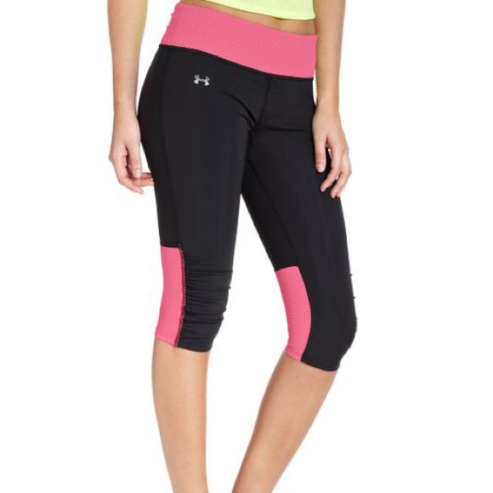 Final Markdown Under Armour Compression Capris - image 1